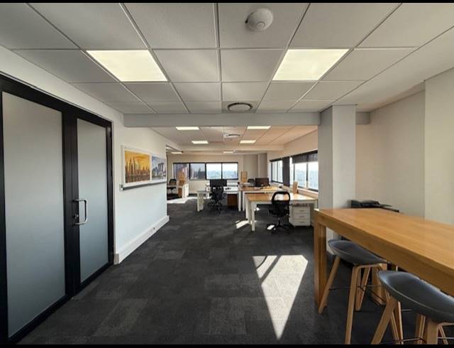 502M² OFFICE TO LET IN CLAREMONT